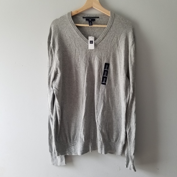 Gap Factory Gray V Neck Basic Sweater - Picture 1 of 8